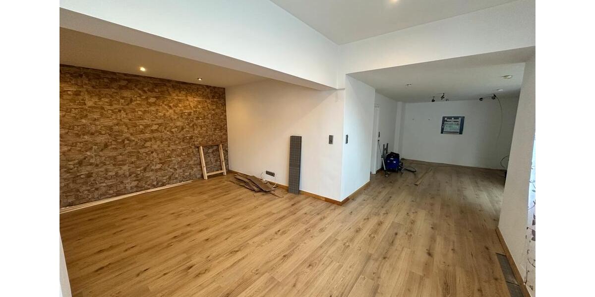 Erdgeschoßwohnung Recklinghausen Grullbad - 6 Zimmer, 155 m&sup2;, 1.599&euro; | Angebot:26127252