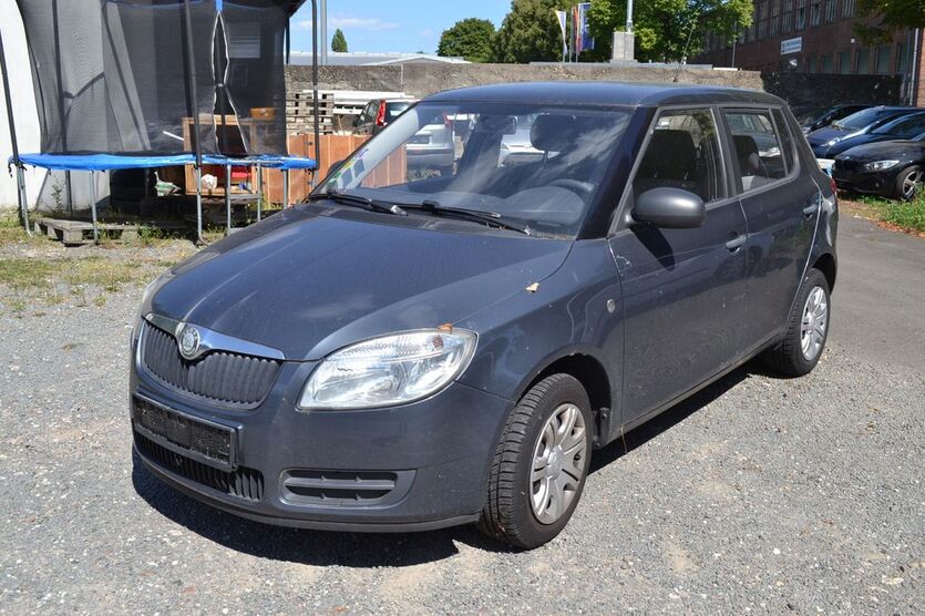 Skoda Fabia 250.000 km 890 € Solingen 42659