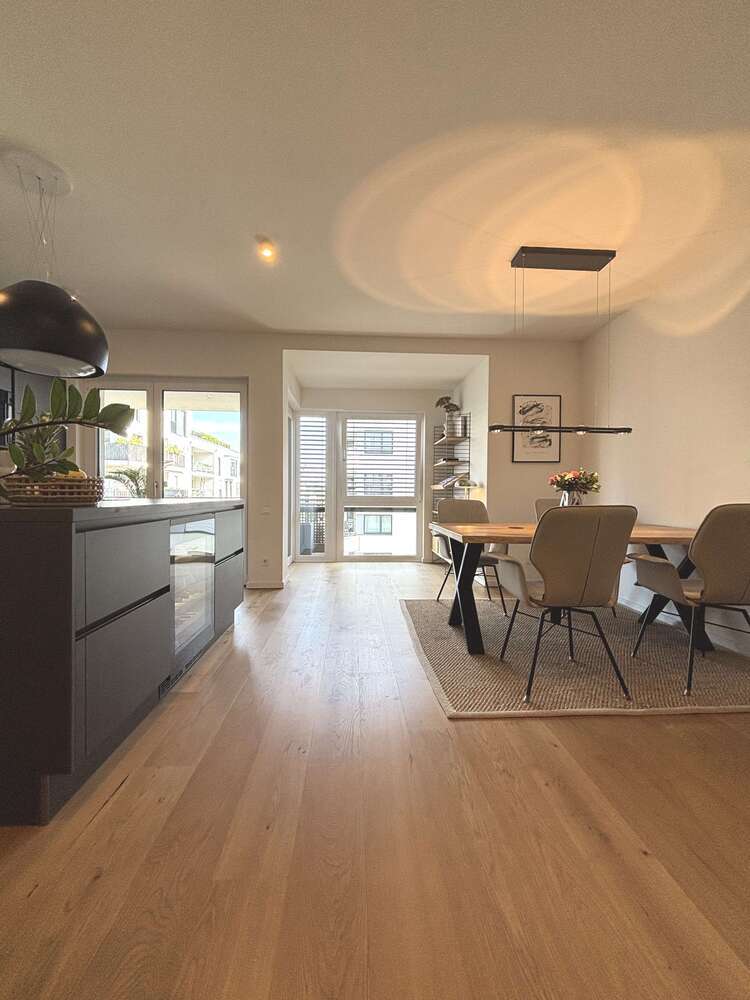 Wohnung zum Mieten in Düsseldorf 2.150 € 93 m²