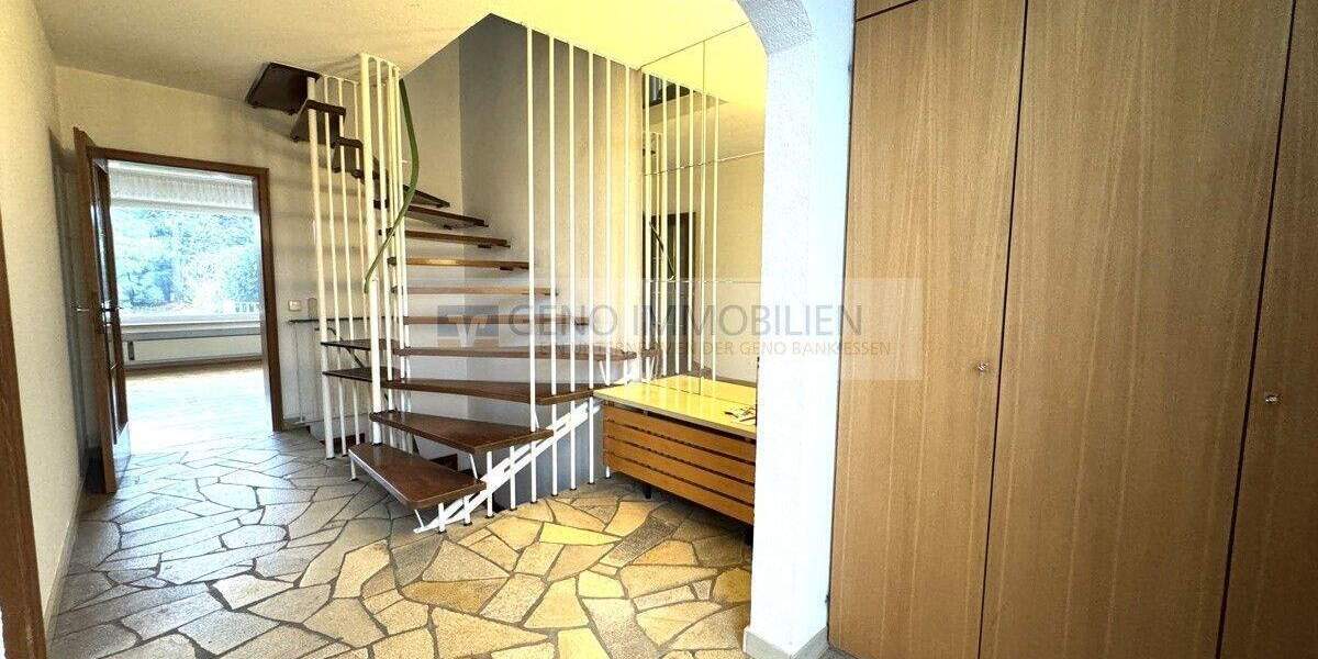 Reihenmittelhaus Hattingen Niederwenigern - 5 Zimmer, 102 m&sup2;, 395.000&euro; | Angebot:25708885