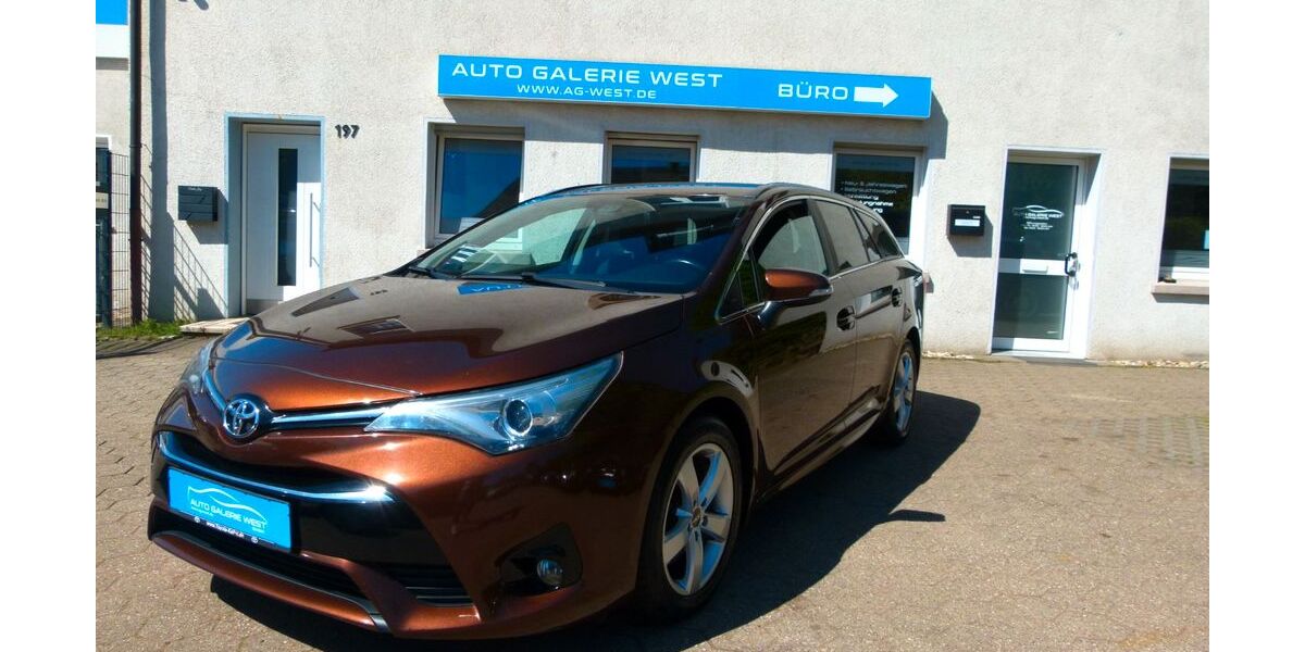 Toyota Avensis 187.464 km 8.490 &euro; Bochum 44809