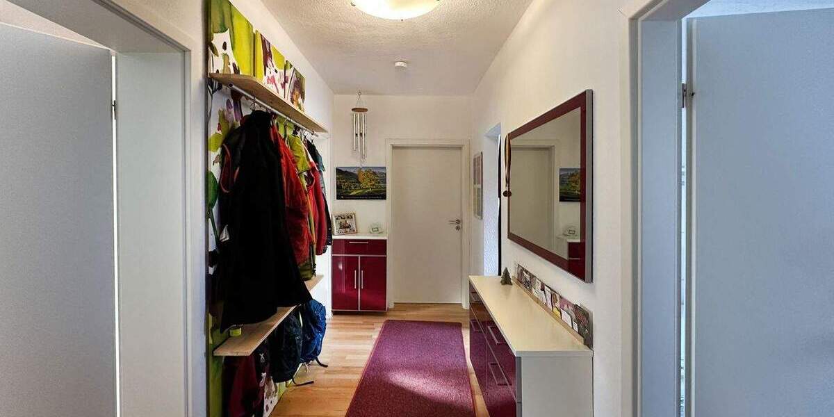 E-Steele: Gepflegte 2,5 Zimmer ETW 68 m² EG mit Loggia in ruhiger SO-Lage 2 zimmer