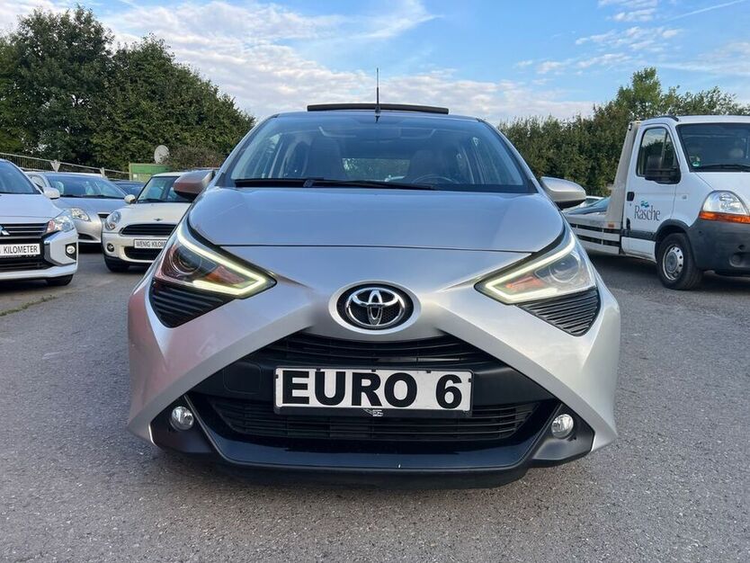 Aygo (X)