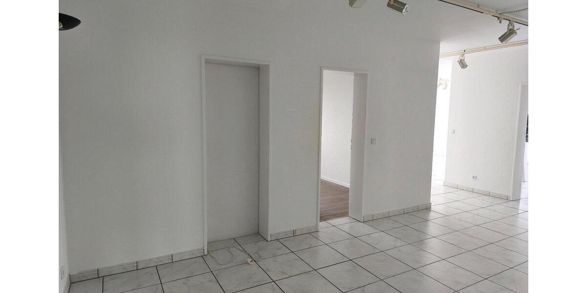 Etagenwohnung Erkrath - 4 Zimmer, 103 m&sup2;, 280.000&euro; | Angebot:26497440