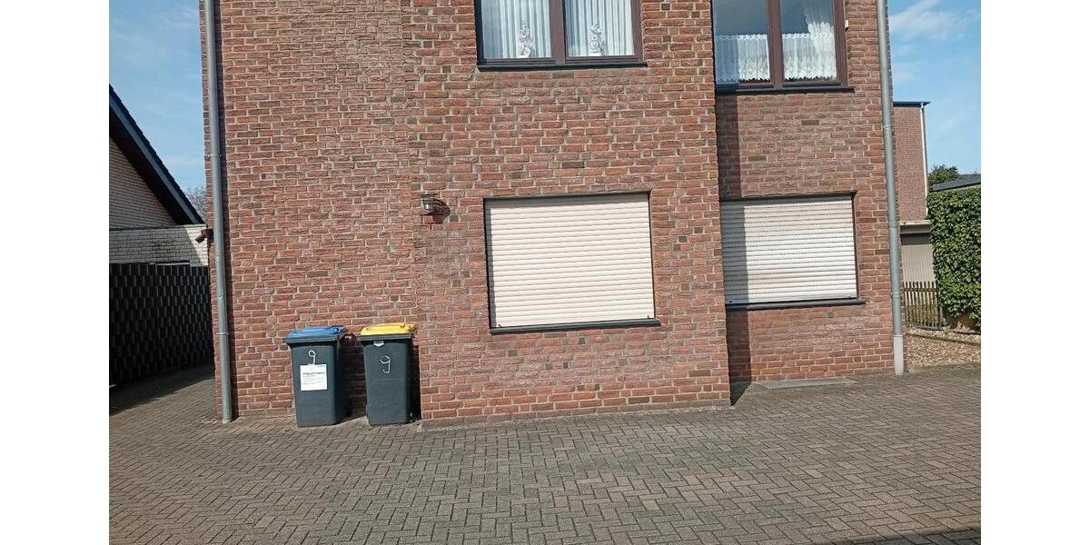 Erdgeschoßwohnung Moers - 3 Zimmer, 82 m&sup2;, 230.000&euro; | Angebot:26503717