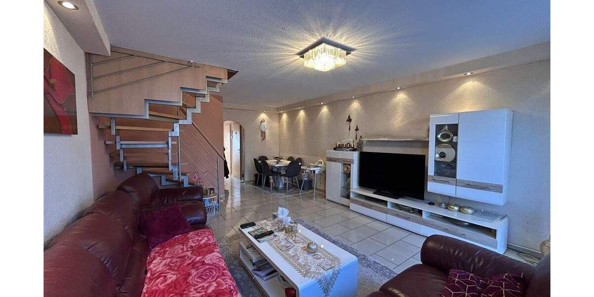 Reihenmittelhaus Oberhausen Altstadt-Mitte - 5 Zimmer, 112 m&sup2;, 399.900&euro; | Angebot:25678702