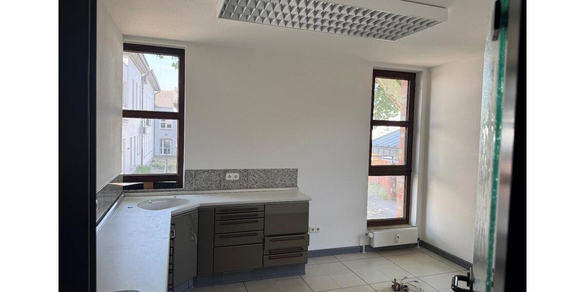 PraxisBüro Herten 1.OG- 210 m2 - auch EG Flächen verfügbar zimmer