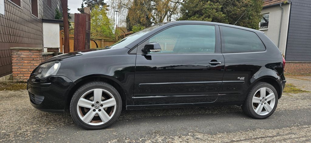 VW Polo 177.000 km 2.250 &euro; Gladbeck 45968