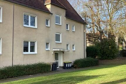 Neue Wohnung, neues Glück! Praktische 2-Zi.-DG 2 zimmer