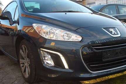 Peugeot 308 82.000 km 9.800 &euro; Bochum 44793
