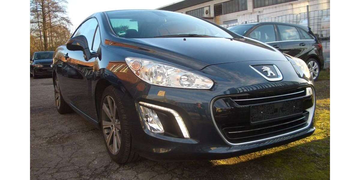 Peugeot 308 82.000 km 9.800 &euro; Bochum 44793
