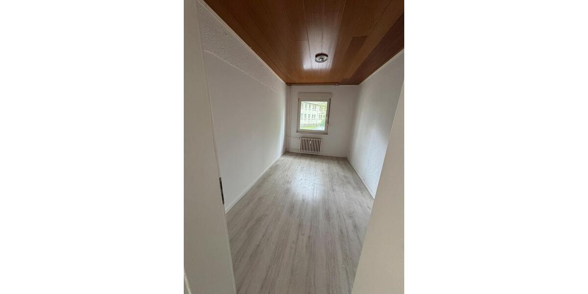 Erdgeschoßwohnung Essen Stadtbezirk III - 3 Zimmer, 56 m&sup2;, 650&euro; | Angebot:26462892
