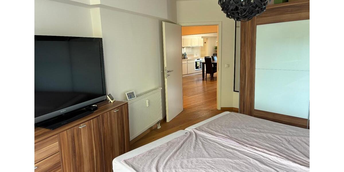 Dachgeschoßwohnung Duisburg - 3.5 Zimmer, 115 m&sup2;, 279.000&euro; | Angebot:27457651