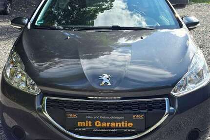Peugeot 208 86.000 km 7.999 € Wuppertal 42115