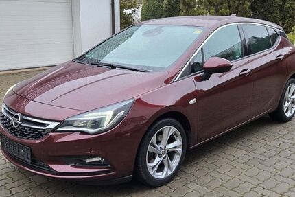 Opel Astra 42.000 km 10.990 € Dinslaken 46539