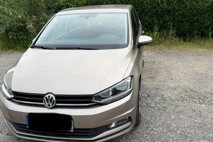 VW Touran 232.600 km 9.800 &euro; Essen 45326