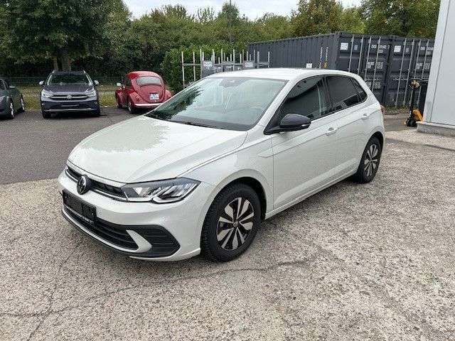 VW Polo 7.246 km 19.450 € Düsseldorf 40472