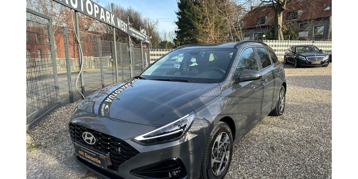 Hyundai i30 11.116 km 21.900 &euro; Essen 45355
