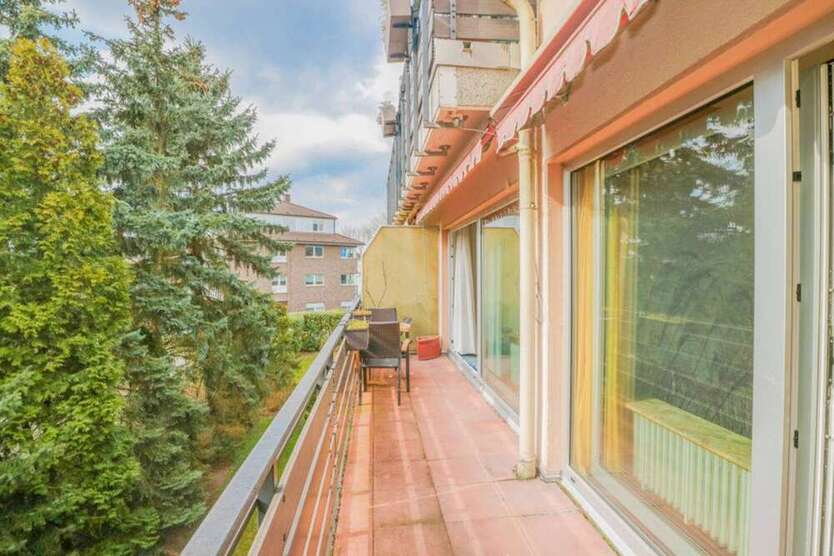 Wohnung zum Kaufen in Neuss 267.000 € 90.84 m²
