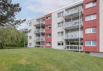 Alles, was das Herz begehrt: Lichtdurchflutete Eigentumswohnung mit Loggia und Stellplatz