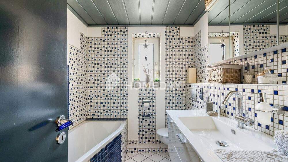 Großzügiges Wohnen mit Kamin, Garten und zusätzlichem Nebengebäude 5 zimmer