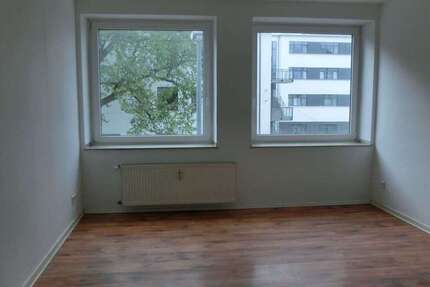Wohnung zum Mieten in Mülheim an der Ruhr 420 € 57 m²