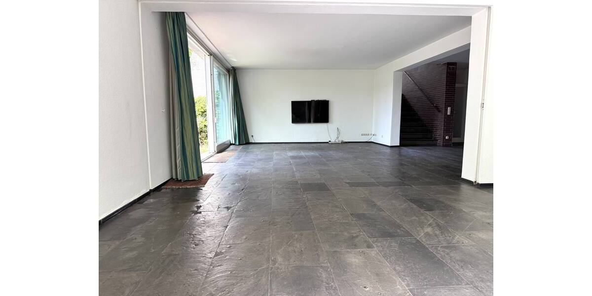 Bungalow Essen Holsterhausen - 1 Zimmer, 345 m&sup2;, 895.000&euro; | Angebot:26502556