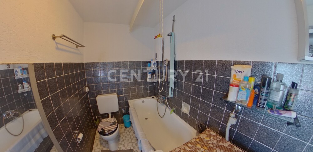 Entwicklungspotenzial für Investoren: Wohn- und Geschäftshaus PLUS Bau-Gewerbegrundstück! - Mehrfamilienhaus, Wohnhaus Castrop-Rauxel Habinghorst Rauxel Habinghorst | Angebot:27427743
