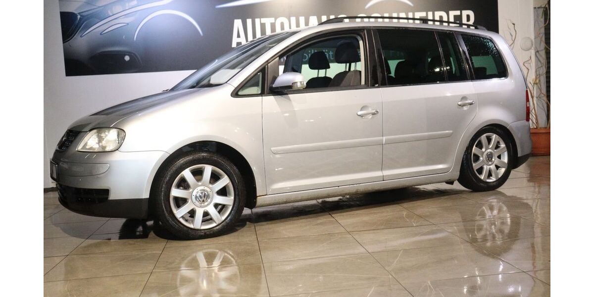 VW Touran 259.998 km 3.000 &euro; Ratingen 40880