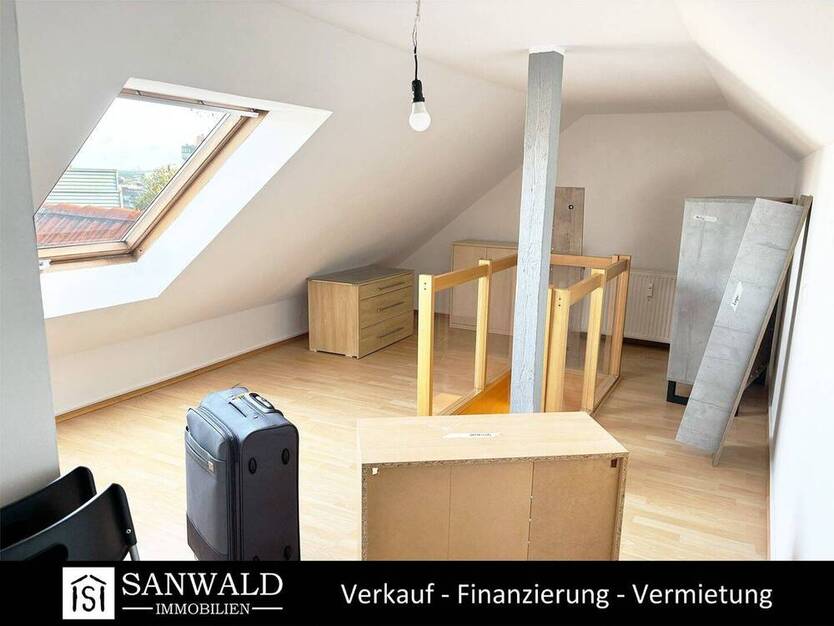 4,5 Zimmer Wohnung mit Balkon im Stadtzentrum