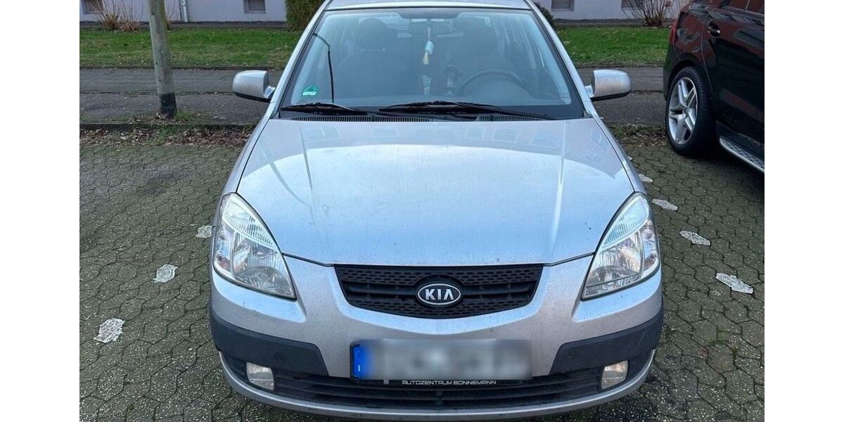 Kia Rio 92.695 km 3.000 &euro; Voerde 46562