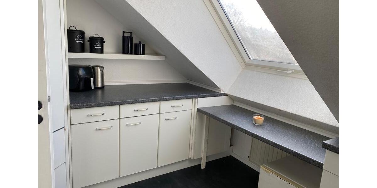 Dachgeschoßwohnung Wuppertal Gemarkung Barmen - 2 Zimmer, 65 m&sup2;, 110.000&euro; | Angebot:26383130