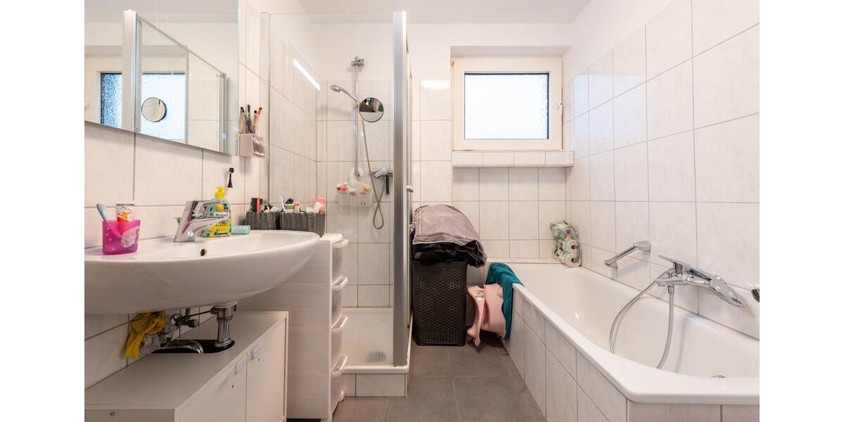 Wohnen nahe Baldeneysee: Großzügige 5-Zimmer-Wohnung mit Balkon 5 zimmer