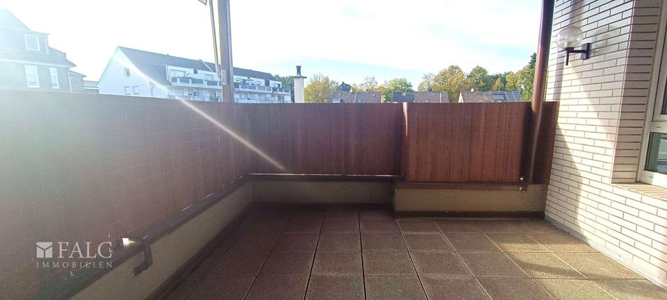 Nostalgie trifft Charme: 3,5-Zimmer-Wohnung auf 125 m² mit Terrasse 3 zimmer