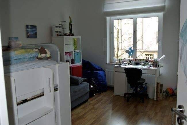 Etagenwohnung Mülheim an der Ruhr Mitte - 4 Zimmer, 118 m&sup2;, 1.100&euro; | Angebot:26930073