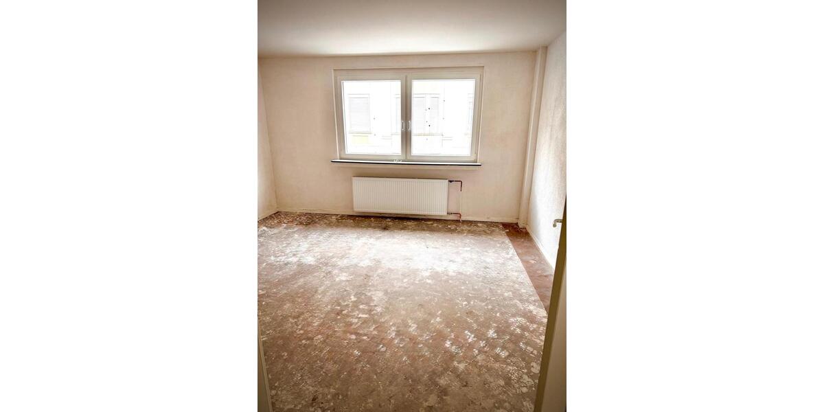 Etagenwohnung Duisburg Rheinhausen - 3 Zimmer, 130 m&sup2;, 900&euro; | Angebot:25131168