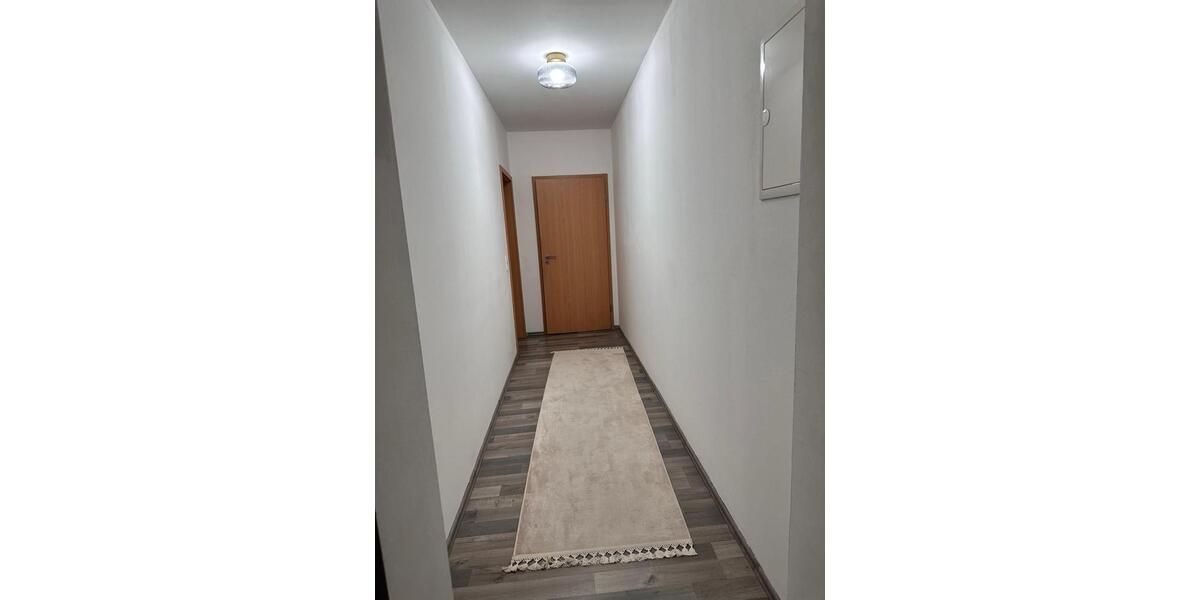 3-Zimmer-Dachgeschosswohnung mit großer Wohnküche in ruhiger Lage 3 zimmer