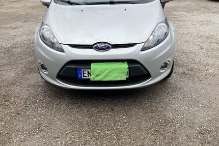 Ford Fiesta 160.000 km 2.550 &euro; Hattingen 45527