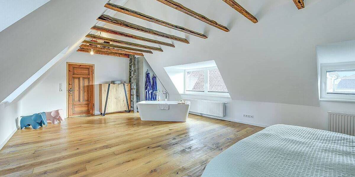 Mehrfamilienhaus, Wohnhaus Mettmann - 9 Zimmer, 307 m&sup2;, 839.000&euro; | Angebot:26450897