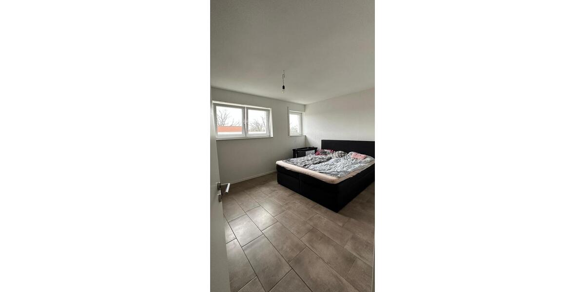 Etagenwohnung Voerde (Niederrhein) - 2 Zimmer, 62 m&sup2;, 355&euro; | Angebot:25539390