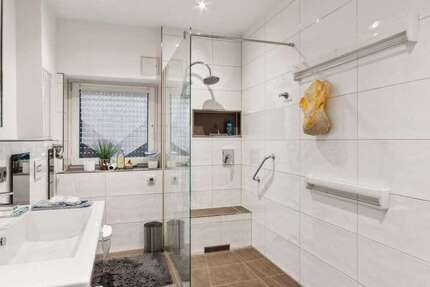 Wohnung zum Kaufen in Oberhausen 249.999 € 102 m² 4 zimmer