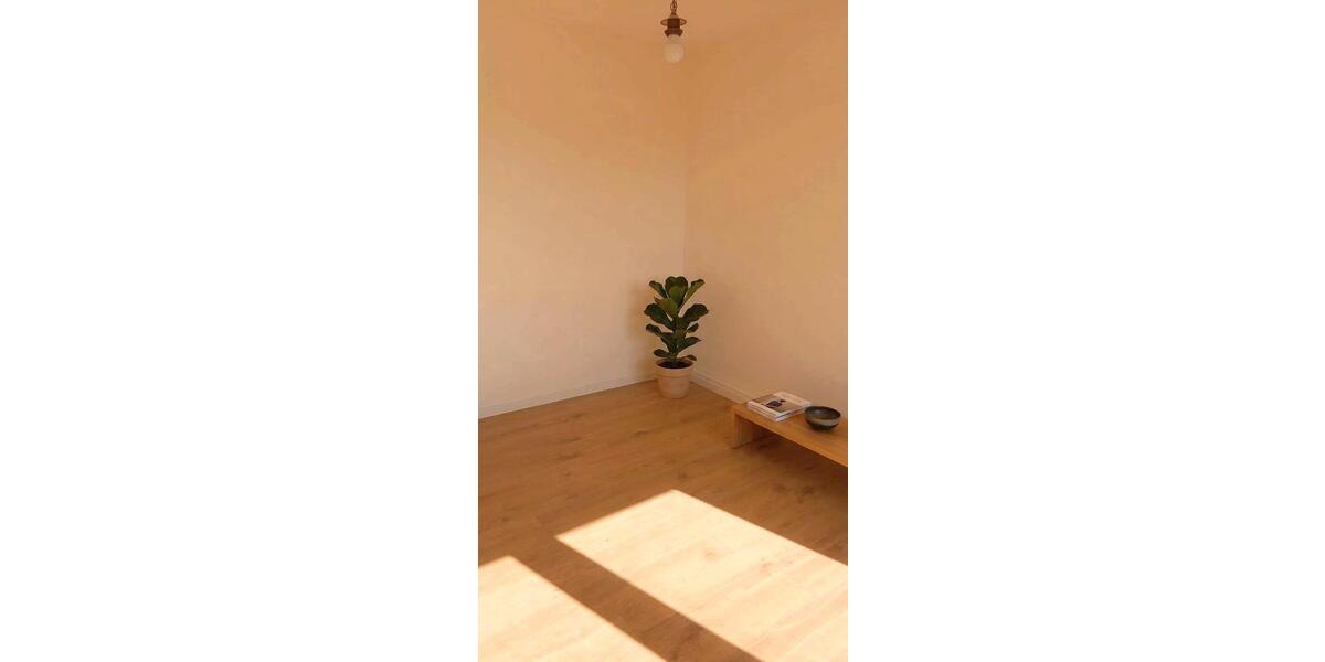 Etagenwohnung Gelsenkirchen Ückendorf - 4 Zimmer, 75 m&sup2;, 590&euro; | Angebot:26456158
