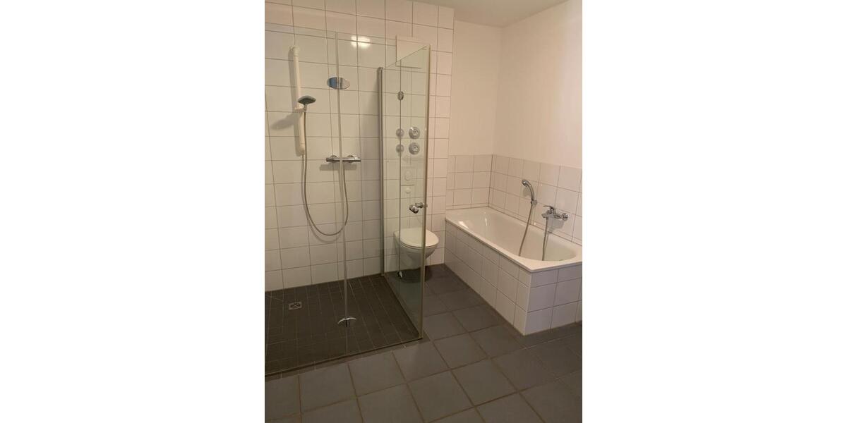 Etagenwohnung Essen Stadtbezirk V - 2.5 Zimmer, 67 m&sup2;, 709&euro; | Angebot:26235344