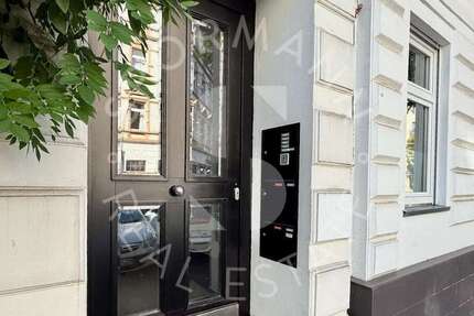 Wohnung zum Kaufen in Düsseldorf 349.000 € 65 m² 2 zimmer