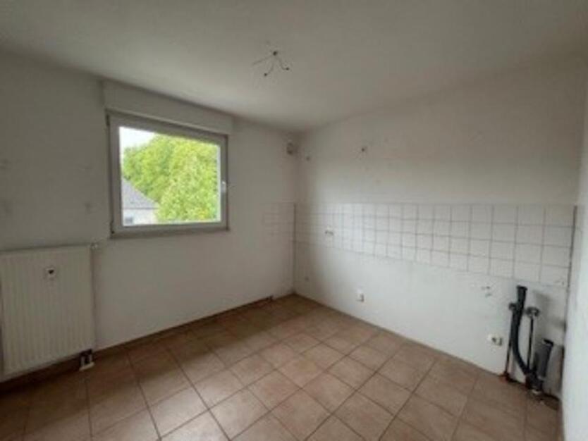 Bei VIVAWEST die Sonnenstrahlen auf dem eigenen Balkon genießen. zimmer