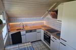 Helle , freundliche DG Wohnung 2Z KDB von Privat