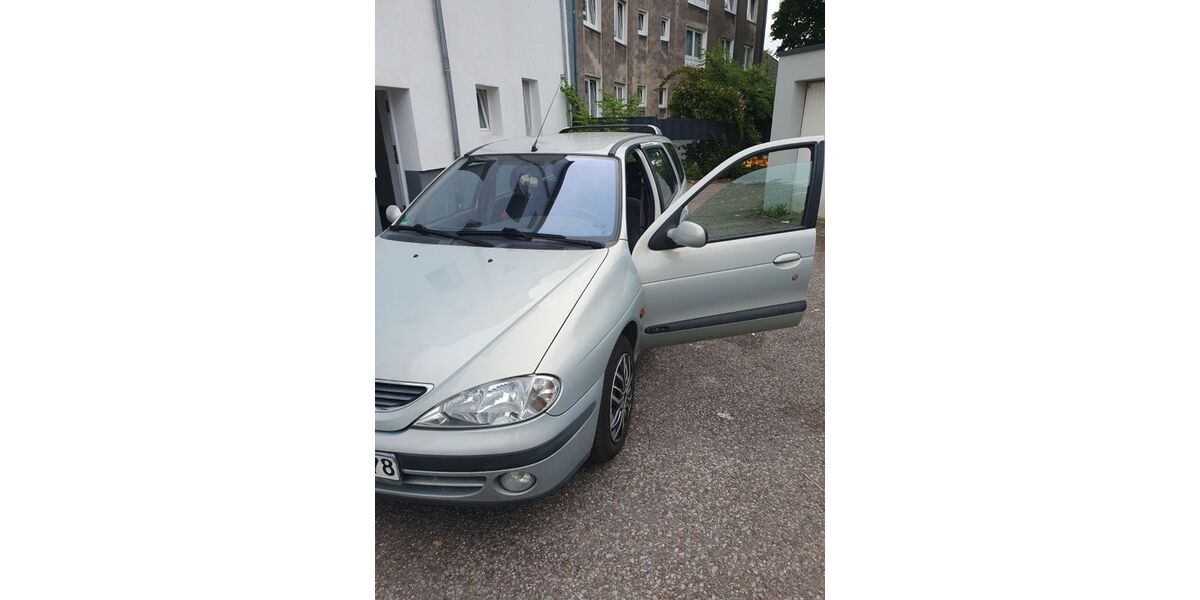 Renault Megane 130.000 km 2.200 &euro; Essen 45141