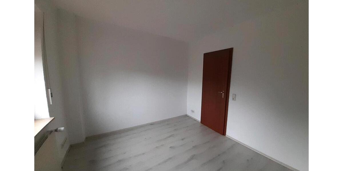 Erdgeschoßwohnung Witten - 3 Zimmer, 80 m&sup2;, 290.000&euro; | Angebot:25893897