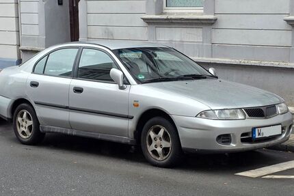 Mitsubishi Carisma 285.470 km 1.990 &euro; Wuppertal 42107