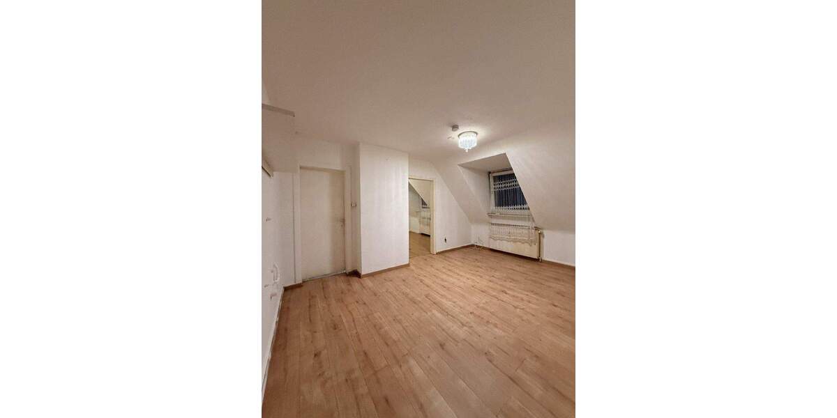 Etagenwohnung Duisburg Marxloh - 3 Zimmer, 55 m&sup2;, 385&euro; | Angebot:25673782